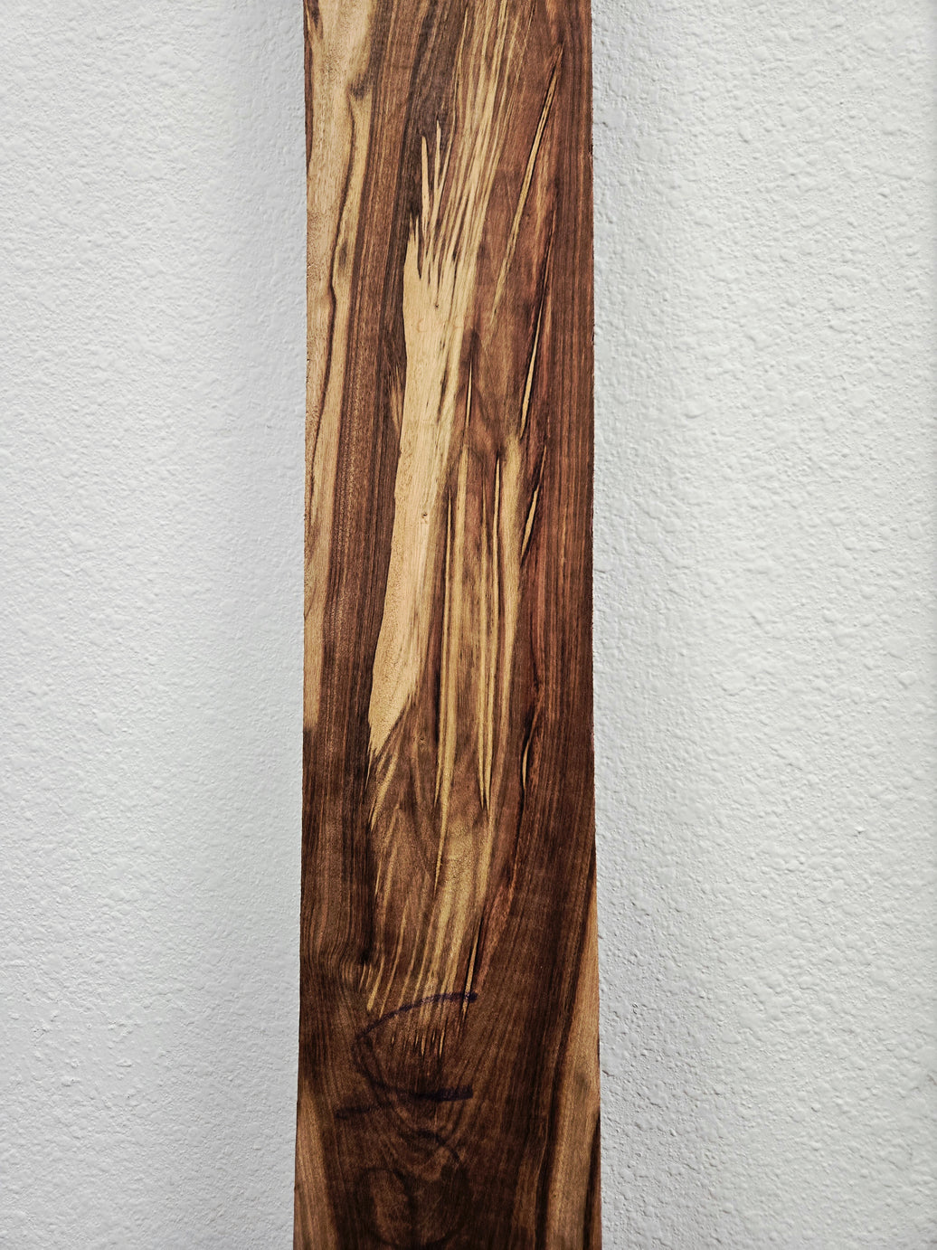 Carrabin Rosewood (Chechen)