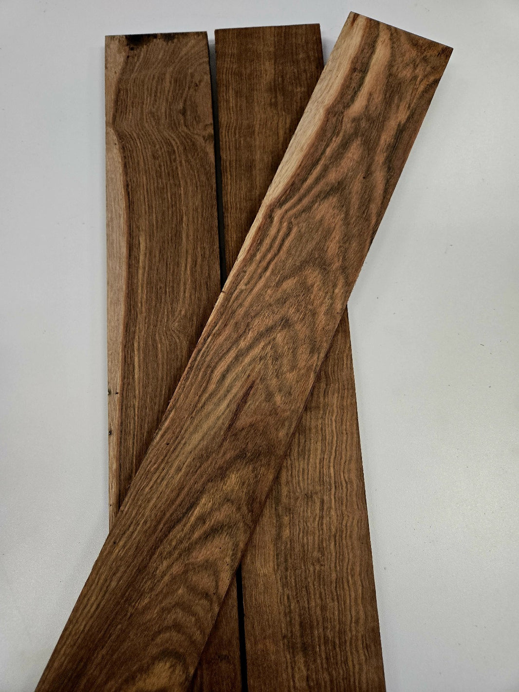 Carrabin Rosewood (Chechen)