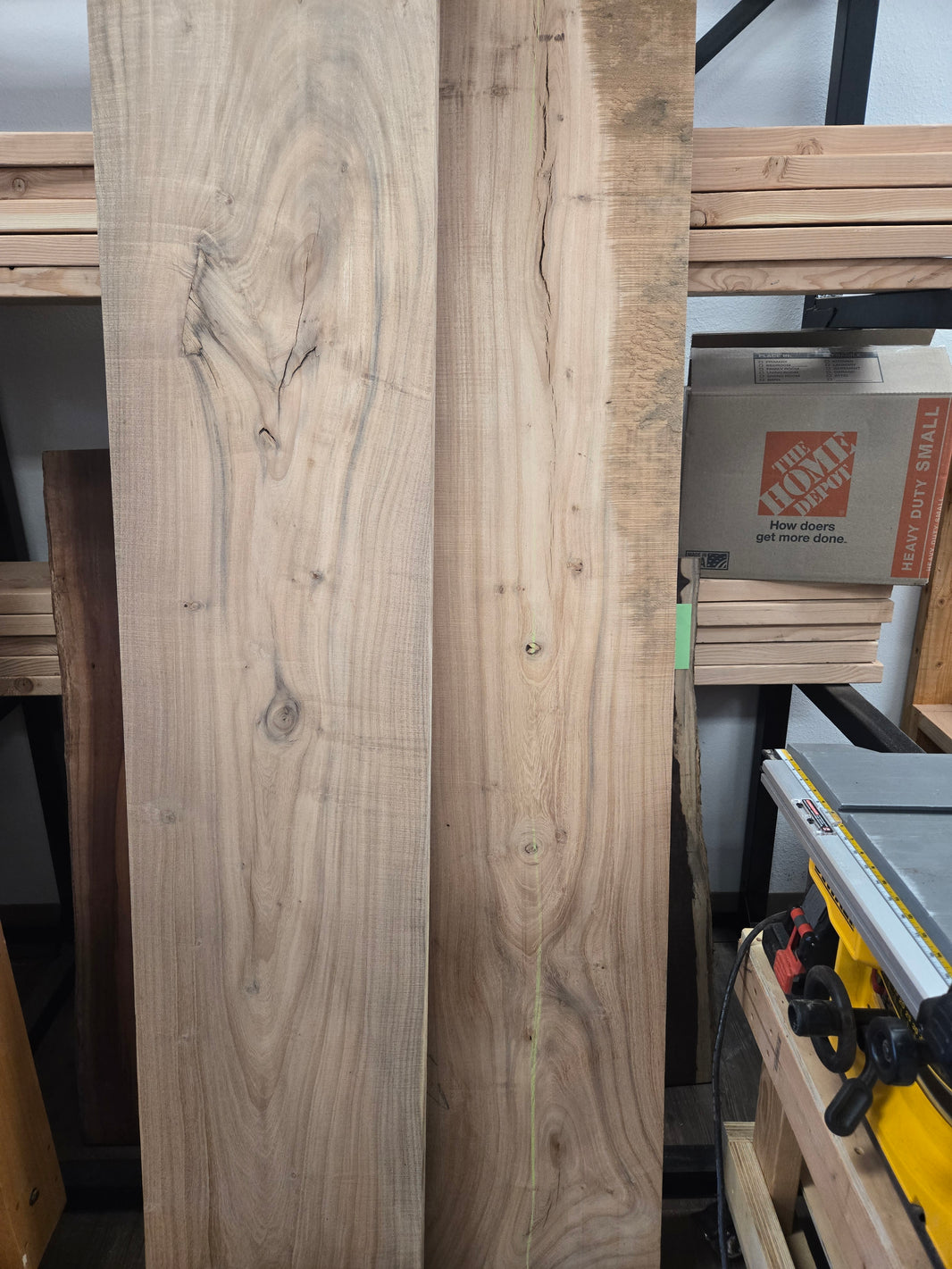 MESQUITE Straight Edge Heavy Dense - Size: 62x12x2 (Arizona Native)