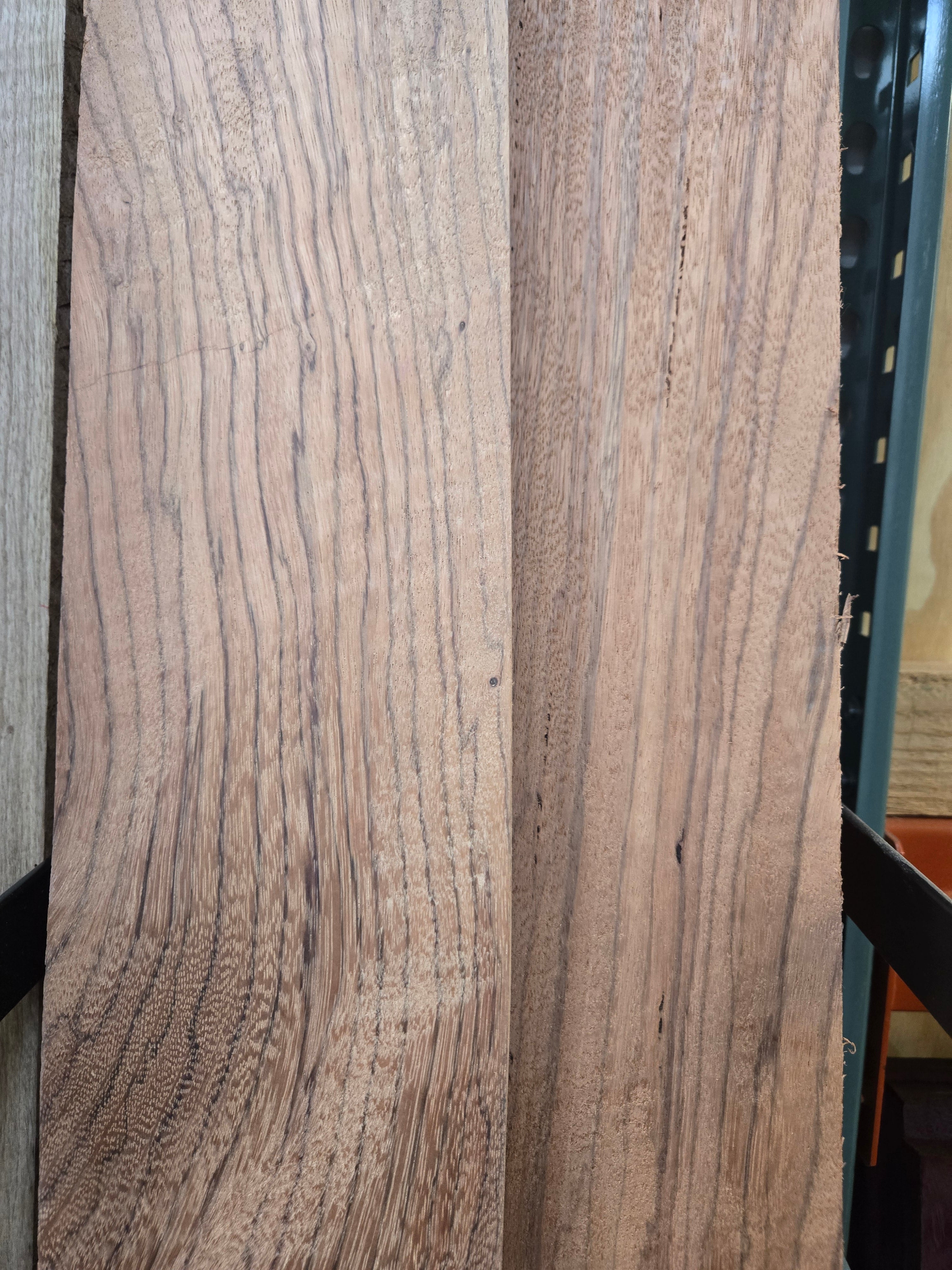 Ebiara 1" Thickness (4/4)